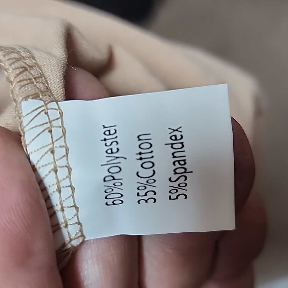 Women's size small romper. - Picture 6 of 6